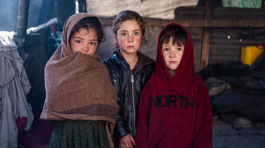 Afghanistan. UNHCR: PSN Program Assists IDPs from Kunduz Residing in Tents in Kabul Informal Settlements