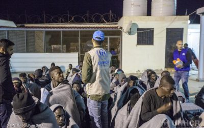 Affrontements en Libye : le HCR relocalise en lieu sûr des réfugiés depuis des centres de détention