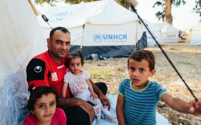 Le HCR intensifie l’aide urgente en abris aux demandeurs d’asile de Moria et appelle à des solutions à long terme pour remédier à la surpopulation dans les îles grecques