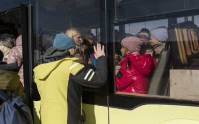 Een maand na het begin van de oorlog is bijna een kwart van de Oekraïense bevolking ontheemd