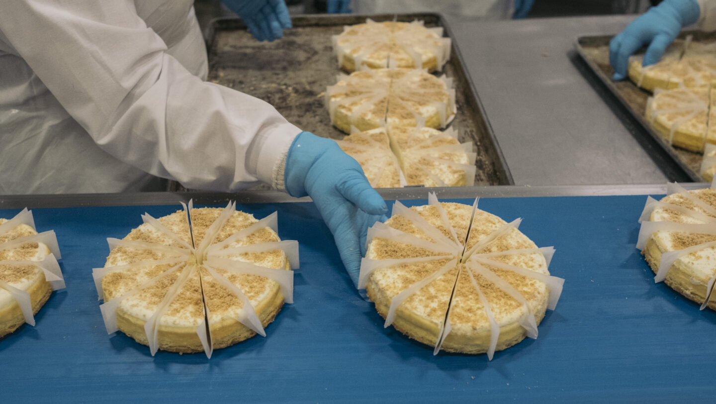 United States. Cheesecake business offers refugees hope away from home in Chicago