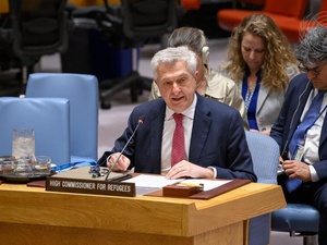 Filippo Grandi, United Nations High Commissioner for Refugees, briefs the Security Council.