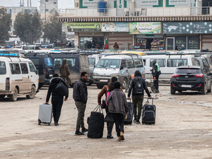 Syria. UNHCR provides free transportation for Syrian refugees returning from Türkiye