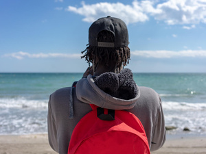 Spain. Asylum-seekers reunite with crew who saved them from drowning at sea