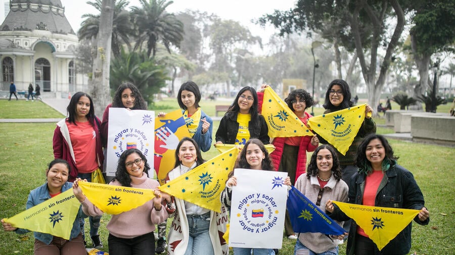 Peru. Young Venezuelan and Peruvian girls, participants of Chamas en Acción (Girls in Action)