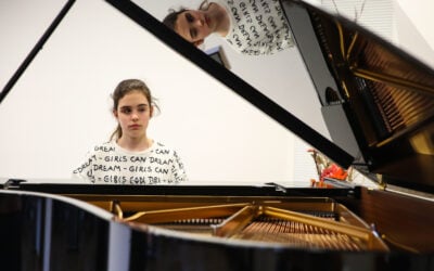 Ukrainian teenager touches Slovenians with sensitivity at the piano
