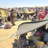 Des Soudanais déplacés installés dans un centre d'accueil à Tawila