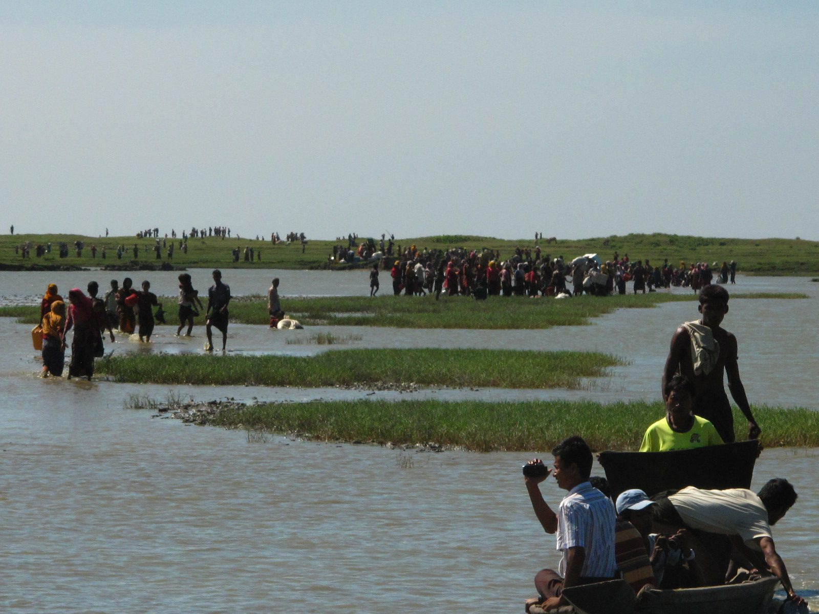 更多人为求生存冒巨险横越孟加拉湾