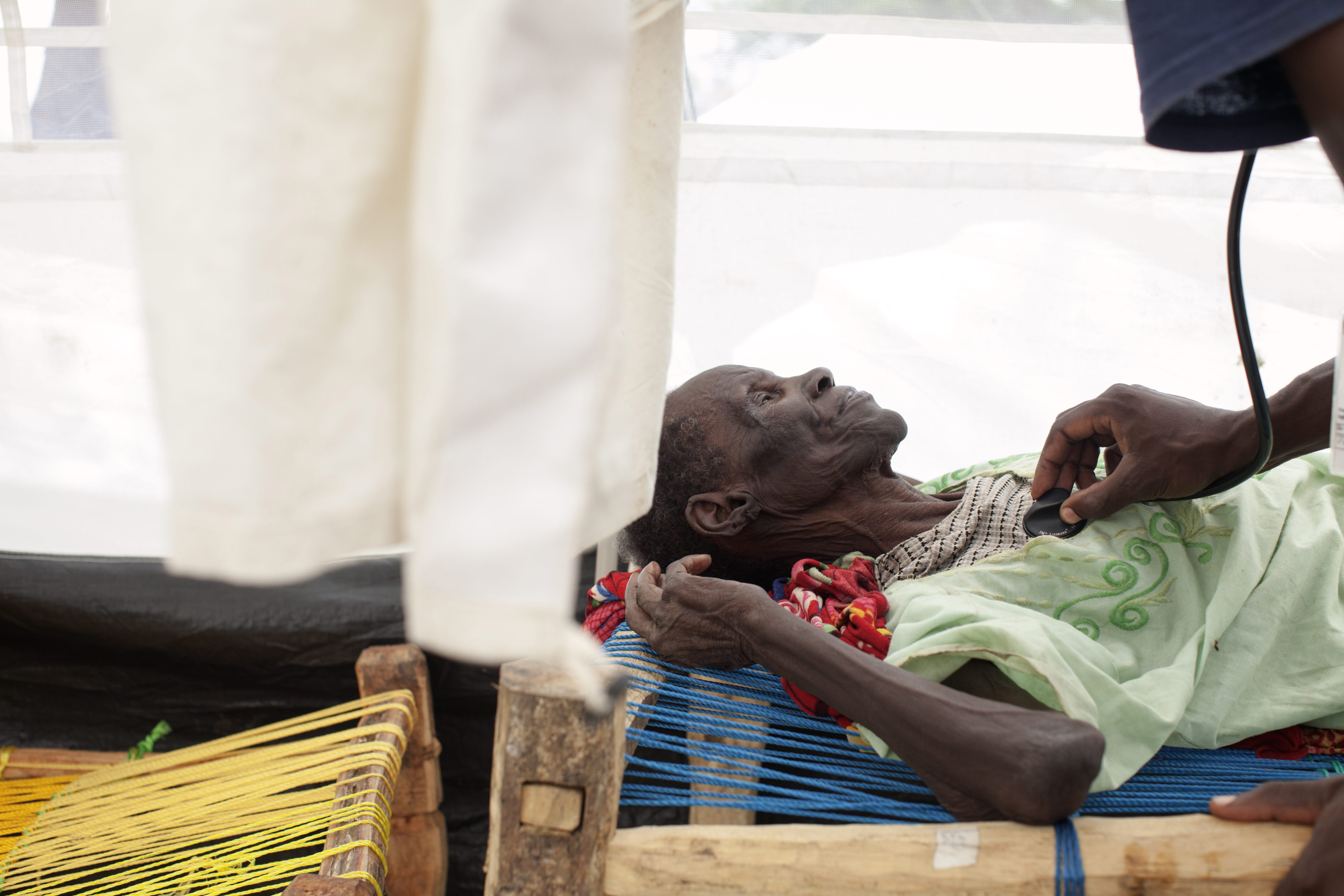戊型肝炎入侵南苏丹难民营， 感染数以千计难民，造成111人死亡