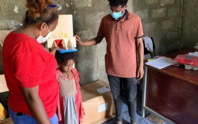 流离失所的护士为埃塞俄比亚提格雷的其他流离失所者提供重要的医疗服务