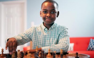 迎接腾飞到国际象棋界之巅的年轻冠军