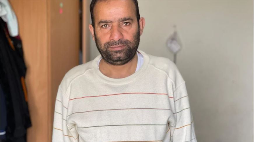 Ahmad, a 44-year-old Syrian refugee living in northern Lebanon_UNHCR_Theresa Fraiha