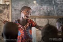 Sir Lewis Hamilton podporuje kampaň UNHCR věnovanou vzdělávání uprchlíků