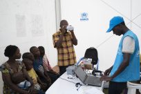 Uganda beginnt mit biometrischer Überprüfung von Flüchtlingsdaten