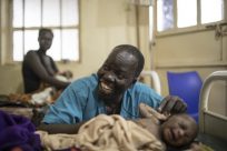 La distinction Nansen pour les réfugiés attribuée à un chirurgien sud-soudanais
