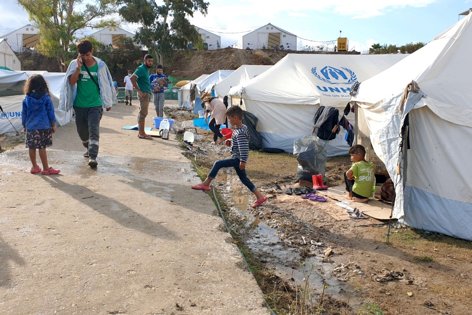 Flüchtlinge und Migrant*innen in Kara Tepe