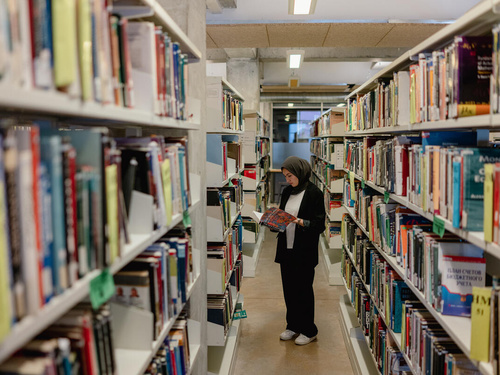 Kyrgyzstan. The afghan refugee who completed the UNHCR-supported program