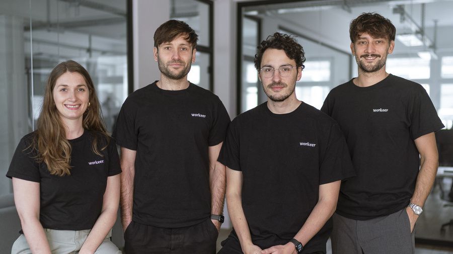 Das Co-Founder-Team von Workeer - von links nach rechts: Victoria Baumann, Karl Liebich, David Jacob & Robert Enderlein