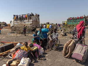 Réfugiés et rapatriés à bord de camions au poste frontière de Joda, près de Renk, au Soudan du Sud.