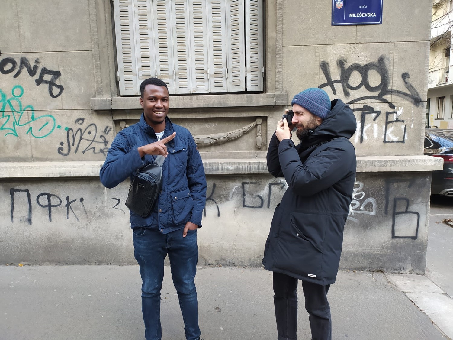 As part of UNHCR partner’s project Refugee Buddy, Kharim befriended renowned Serbian photographer Vladimir Živojinović.