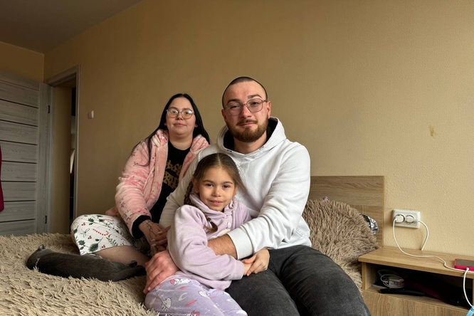 Artem, Sofiia and Varvara in their appartment 