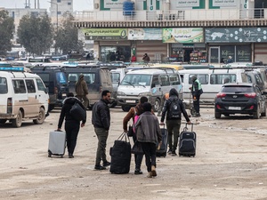 Syria. UNHCR provides free transportation for Syrian refugees returning from Türkiye