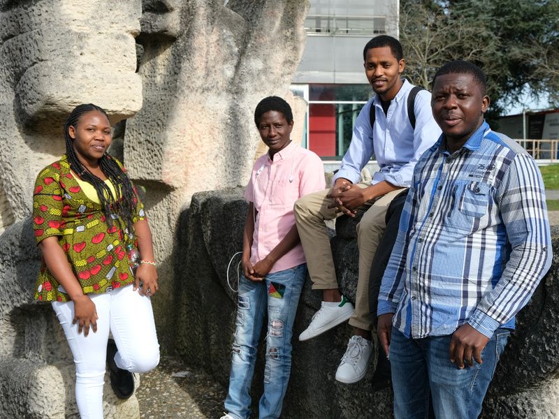  A Bordeaux, rencontre avec 4 étudiants bénéficiaires du programme de couloir universitaire UNIV'R 