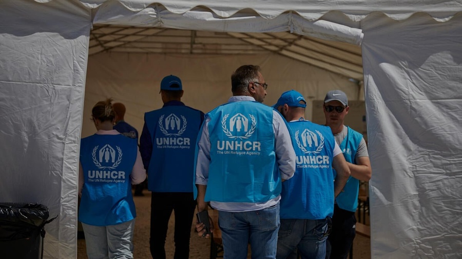 Moldova. UNHCR staff stand by to help refugees arriving from Ukraine