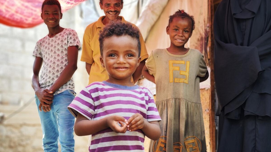 Yemen. Displaced People received Cash Assistance in Shaab IDP site in Aden governerate