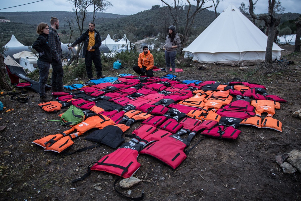 Greece: From refugee life vest to sleeping aid