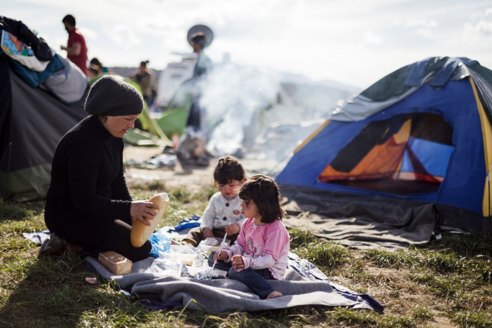 UNHCR disappointed by scenes of violence at Idomeni
