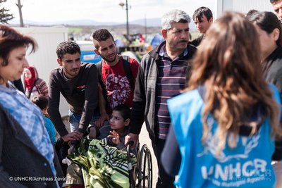UNHCR urges immediate safeguards to be in place before any returns begin under EU-Turkey deal