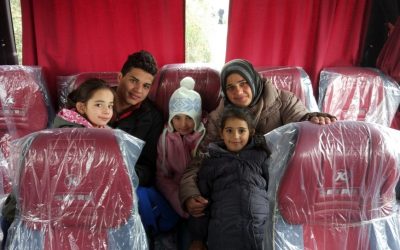 Tαχύτεροι ρυθμοί είναι αναγκαίοι για όσους πρόσφυγες παραμένουν στα ελληνικά νησιά