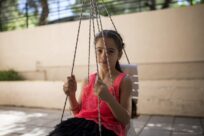 “Crete has embraced us” – Five refugee girls and their parents start a new life in Heraklion