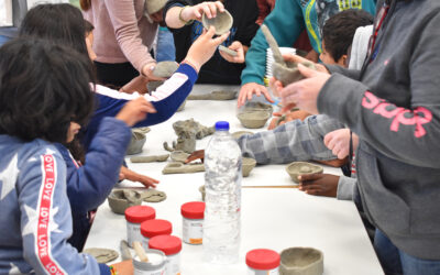 Η τέχνη της κεραμικής φέρνει κοντά παιδιά από σχολεία της Λέσβου, σε μια γιορτή αλληλεγγύης και δημιουργικότητας