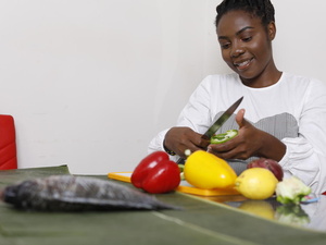 Canada. Christmas cookbook celebrates refugees' recipes from home