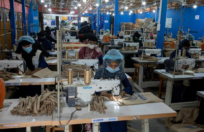 羅興亞難民婦女學習製作環保產品   為自己爭取發聲機會