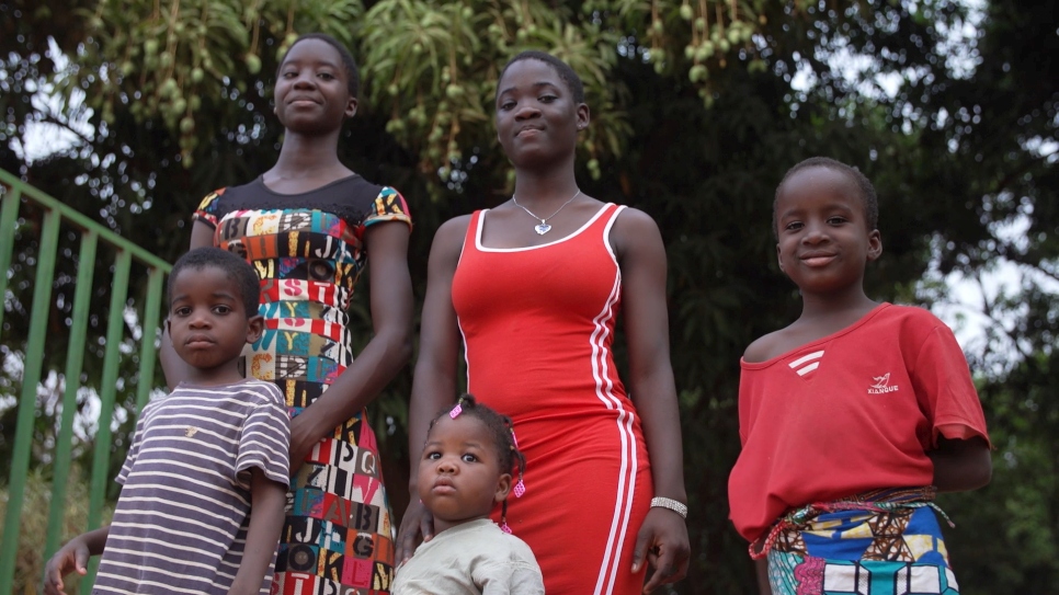 Ivorian orphan girls beat back statelessness