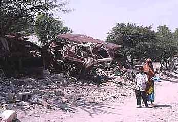 Former Somali refugees frequently return to totally devastated homes and villages.