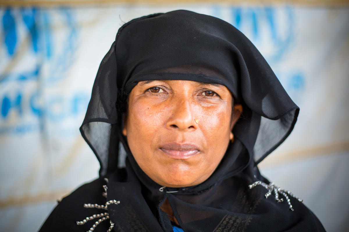 Bangladesh. Female head of households recieve assistance from Community Outreach Volunteers