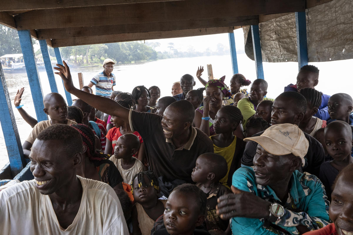 Central African Republic. Joy and hope as Central African refugees return home
