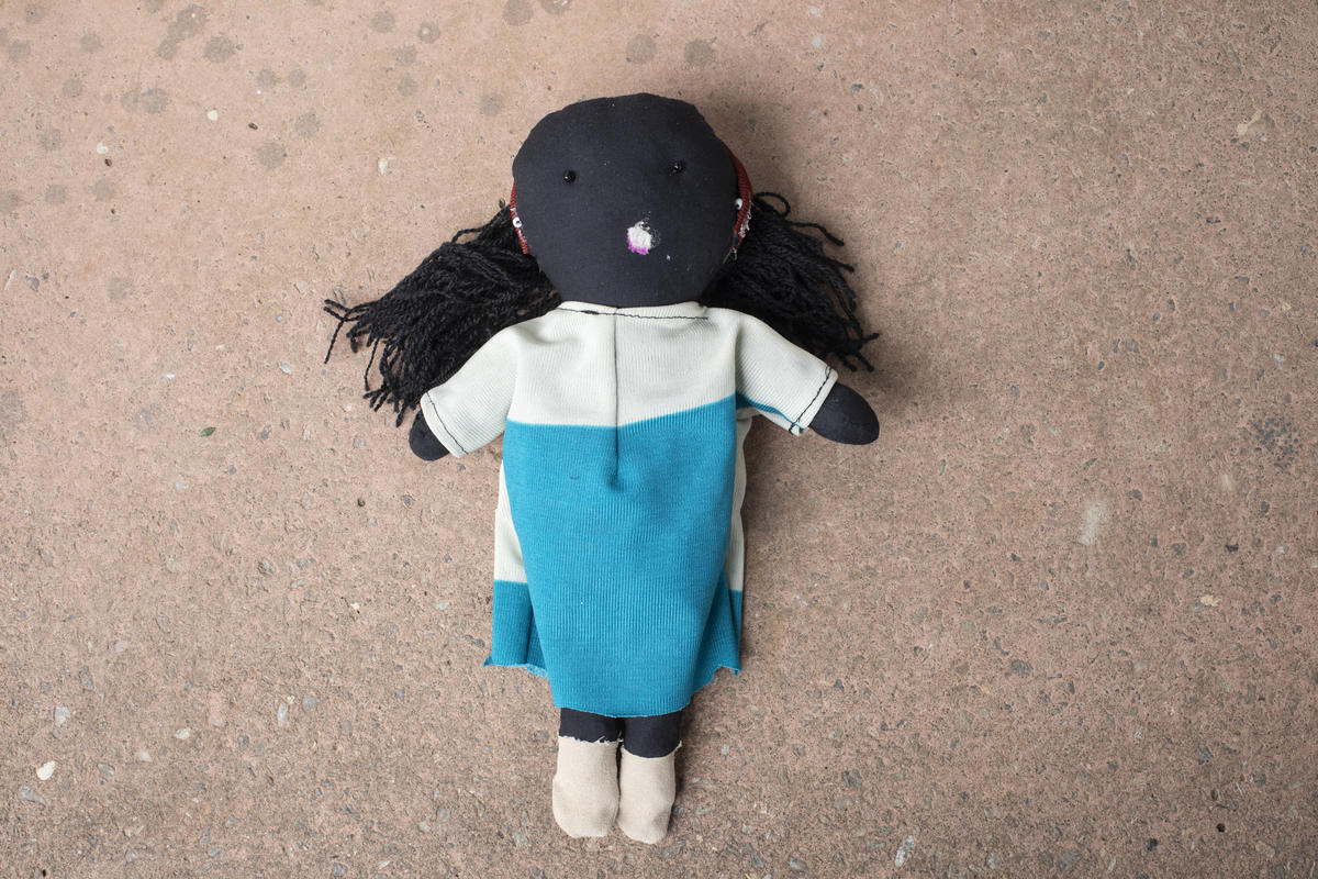 Mozambique. Congolese refugee finds hope and livelihood making dolls