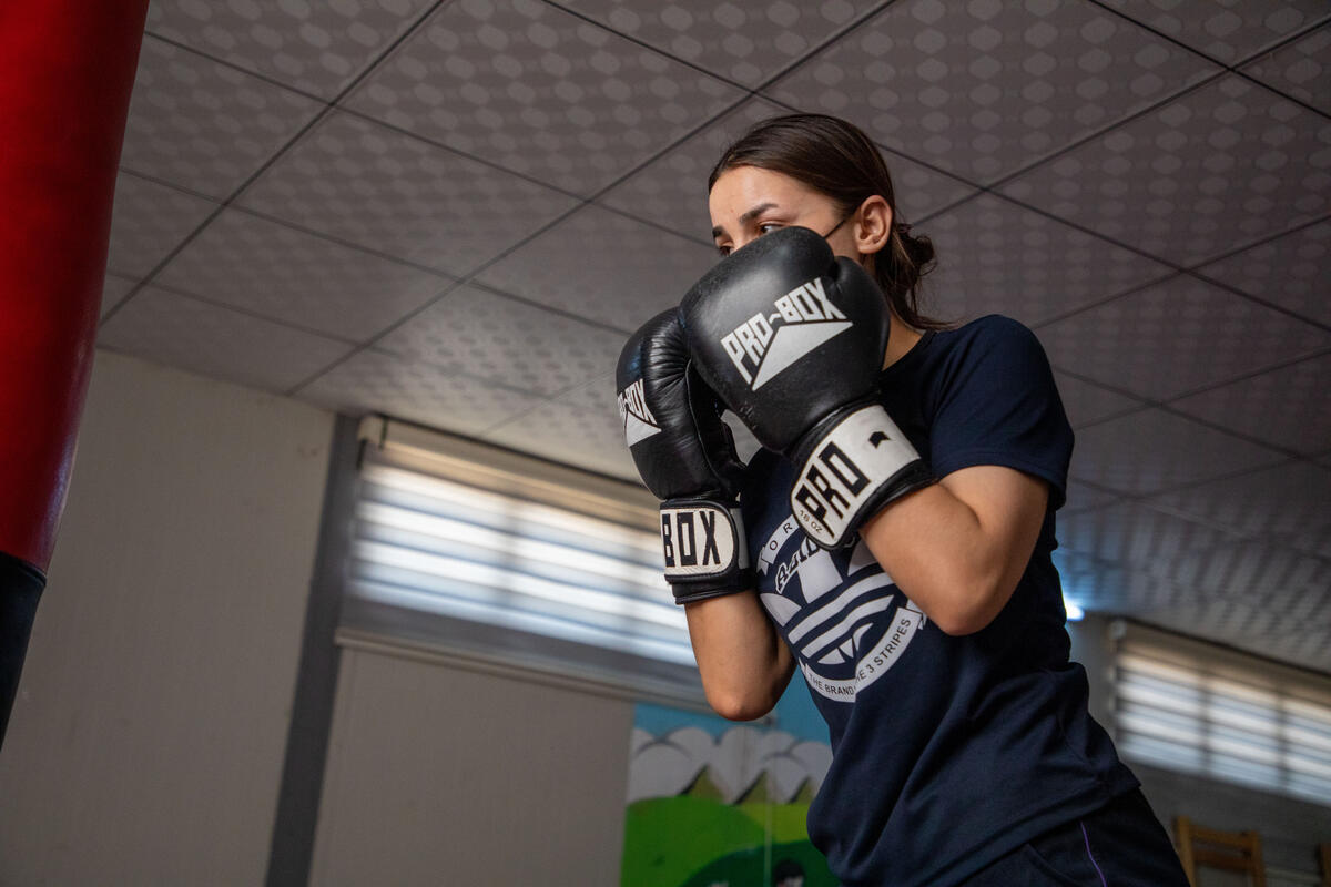 Iraq. Boxing project for displaced girls run by NGO Innovation award winner