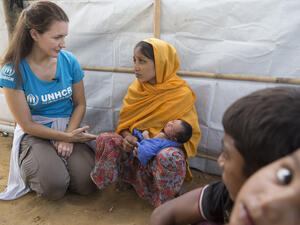 UNHCR Goodwill Ambassador Kristin Davis meets Rohingya refugees in Bangladesh