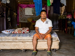 Guatemala. Volunteer shelters families fleeing street gangs