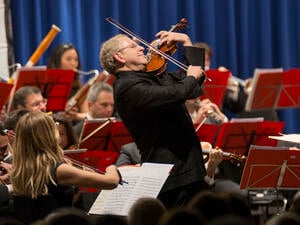 Maestro Shlomo Mintz is the main organizer of United in Music