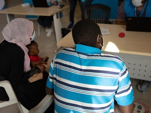 Libya. UNHCR and partners provide asylum seekers affected by the Libyan government security crackdown with assistance.The help includes food parcels, cash assistance and replacements for lost UNHCR documentation.