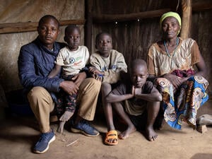 Democratic Republic of the Congo. IDP family in Plain Savo