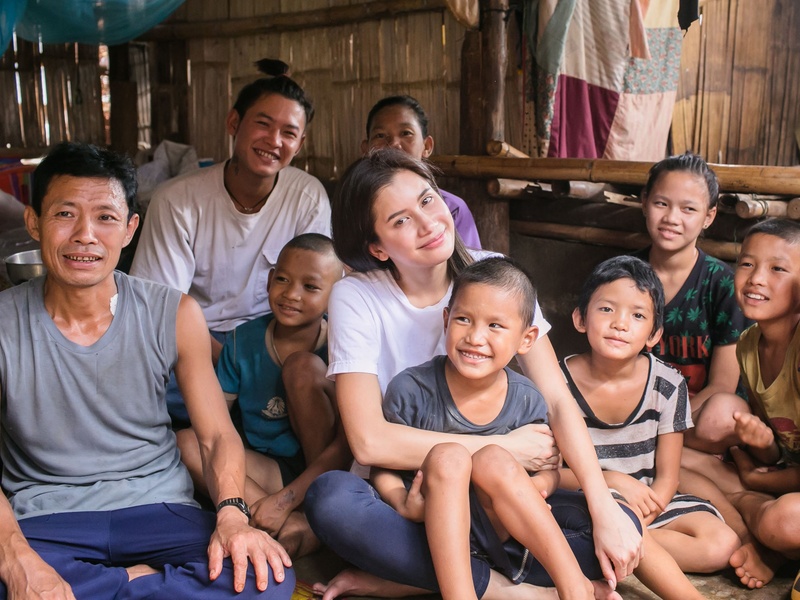 UNHCR Goodwill Ambassador Praya Lundberg visits refugees in Thailand