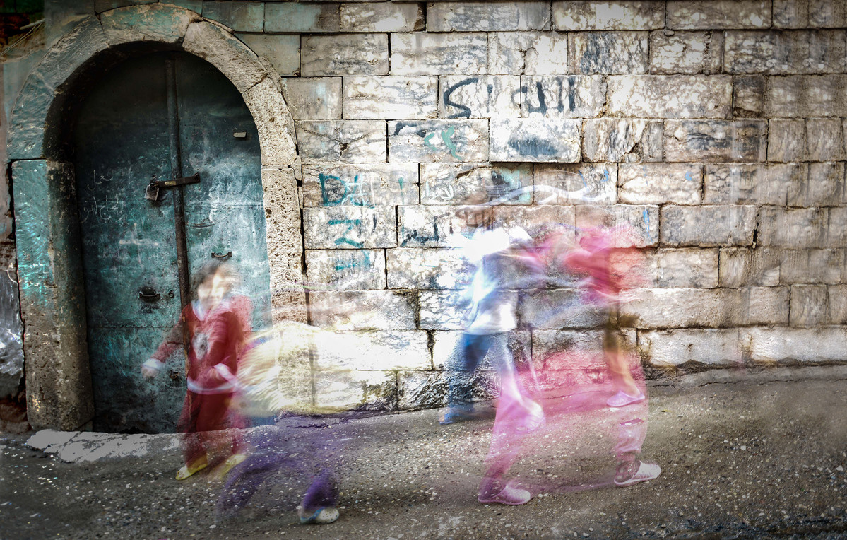 Mosul. Kids playing together